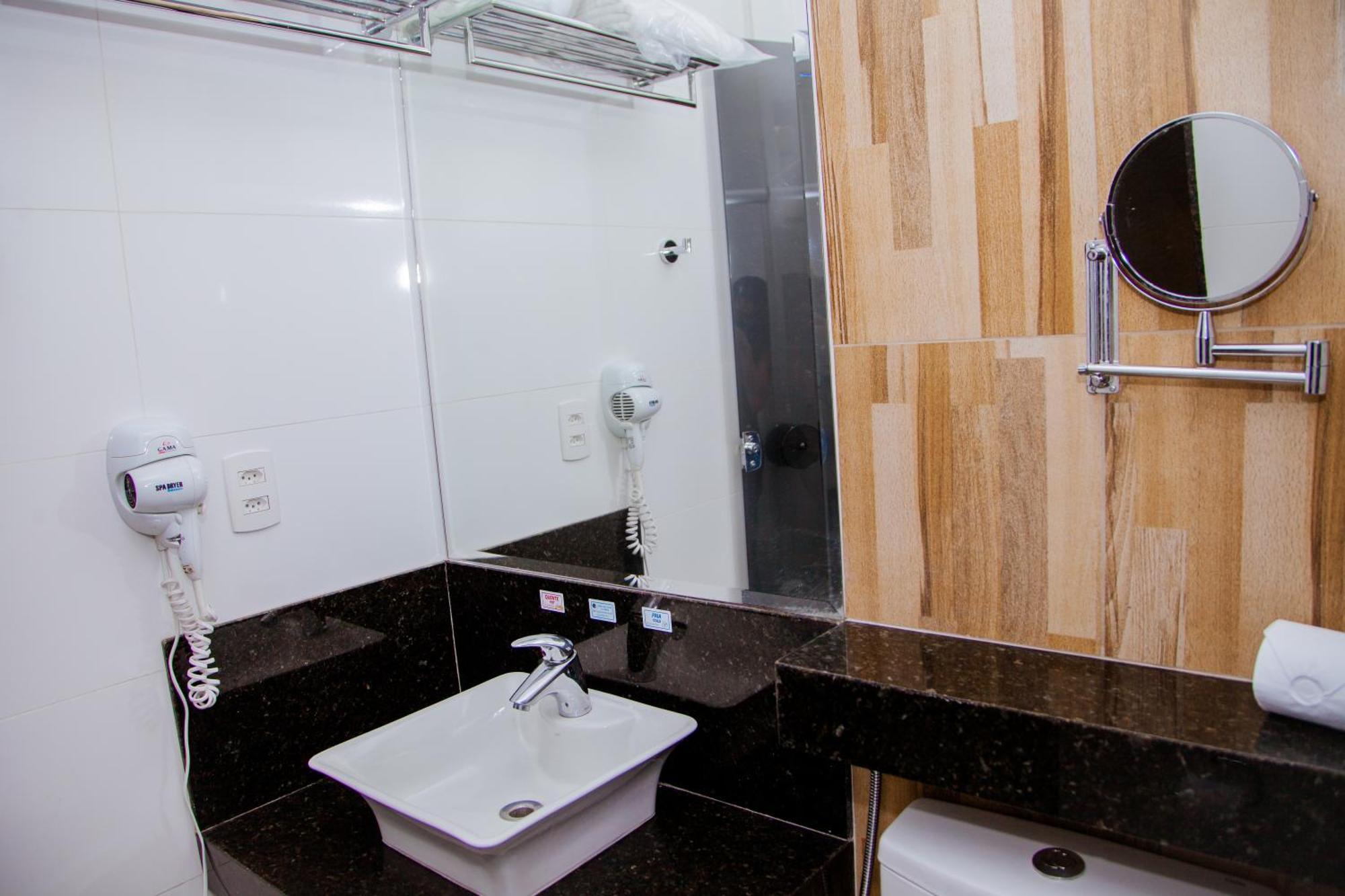 Grande Hotel Ipatinga Eksteriør billede